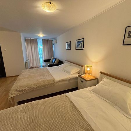 Vila Daddy Deva Exteriér fotografie