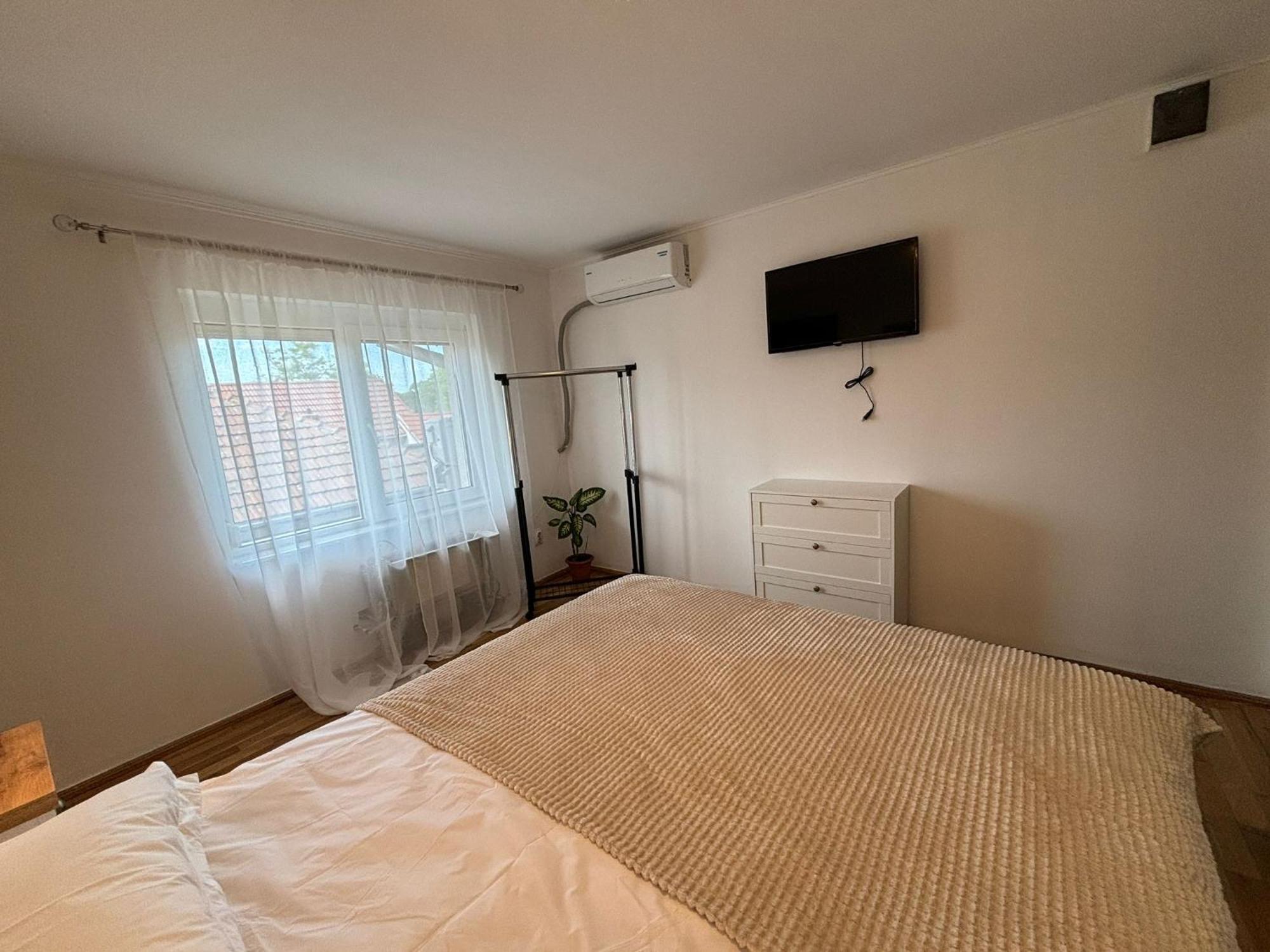 Vila Daddy Deva Exteriér fotografie